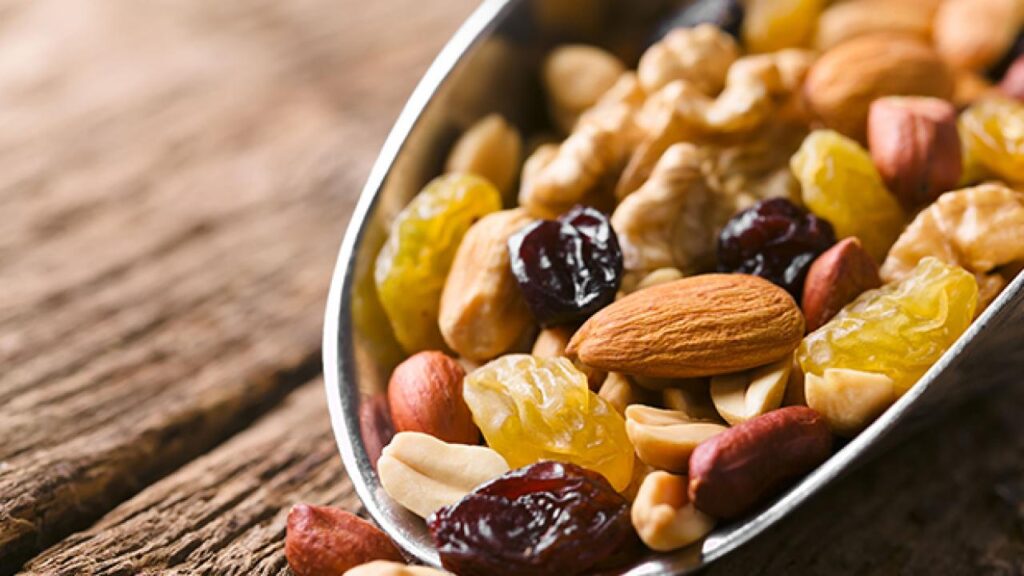 Ceviz: Ömrü Uzatan Kuruyemişin Faydaları