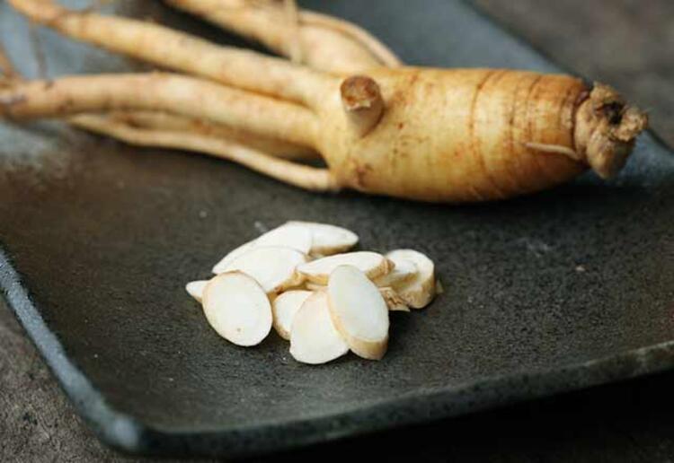 Ginseng Çayı Faydaları: Bağışıklık ve Performans Üzerindeki Etkileri