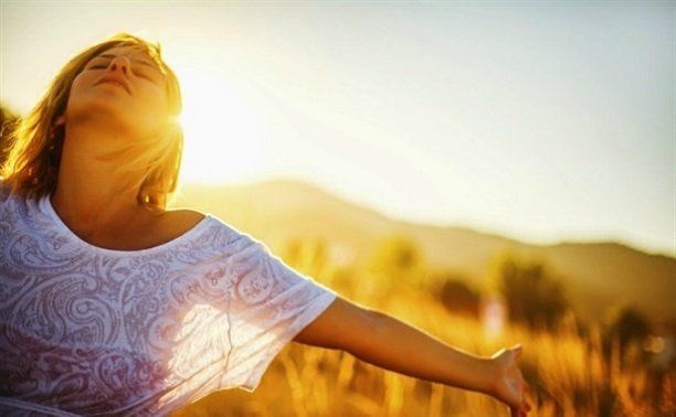 Güneşten D Vitamini Nasıl Alınır? D Vitamini İçin En Uygun Saatler ve Güneşlenme Süresi